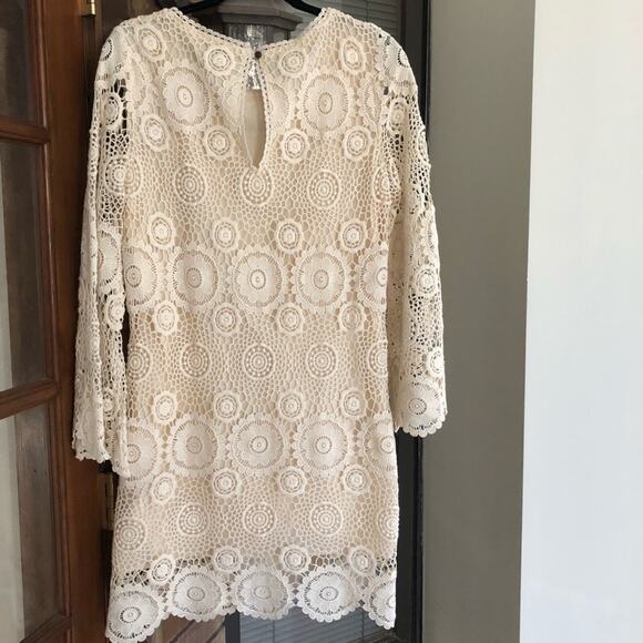 Zara | Cream Colored Flower Lace Dress Size S - Picture 5 of 11
